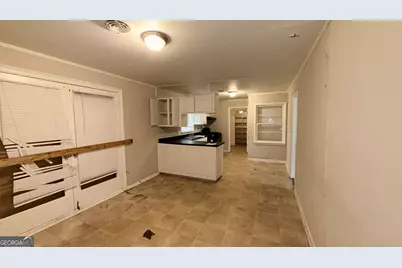 748 Greenhill Drive NE, Conyers, GA 30012 - Photo 7