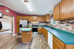 360 Hayes Rd, Byron, GA 31008 - Photo 15