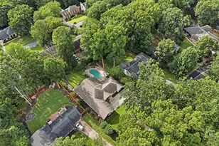 5384 Harris Cir, Dunwoody, GA 30338 - Photo 11