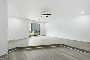 6350 Beethoven Cir, Riverdale, GA 30296 - Photo 15