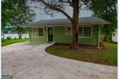 1671 West Pine Lake Drive, West Point, GA 31833 - Photo 5