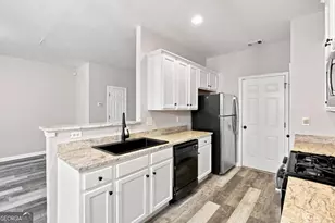 3678 Utoy Dr SW, Atlanta, GA 30331 - Photo 15