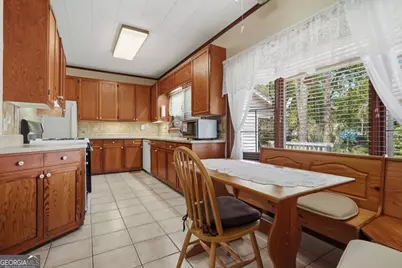 215 W Cypress Street, Fitzgerald, GA 31750 - Photo 17