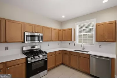 6799 Island Pointe Drive, Buford, GA 30518 - Photo 11
