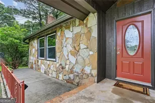 5460 Chanterella Ct, Lilburn, GA 30047 - Photo 3