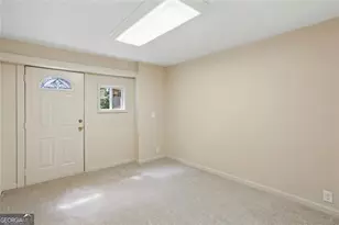 5460 Chanterella Ct, Lilburn, GA 30047 - Photo 21