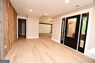 257 Lake Pl Dr, Lavonia, GA 30553 - Photo 7