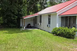 109 Dewey St, Waycross, GA 31501 - Photo 3