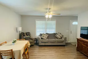 119 S Rushing St, Glennville, GA 30427 - Photo 7
