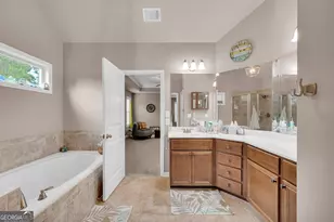 779 Hawkins Creek Dr, Jefferson, GA 30549 - Photo 47