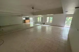 3670 Willow Mill Dr, Lawrenceville, GA 30044 - Photo 11
