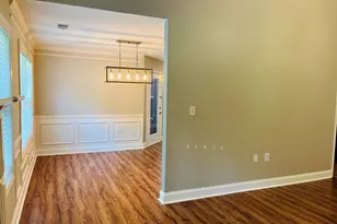 5750 Crest Hill Dr, Buford, GA 30518 - Photo 7