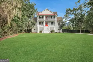 447 Sterling Woods Dr, Richmond Hill, GA 31324 - Photo 3
