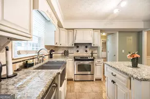 208 Shenandoah Trail, Warner Robins, GA 31088 - Photo 13