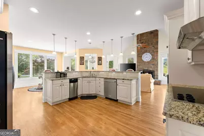 526 Orchard Drive, Clarkesville, GA 30523 - Photo 9