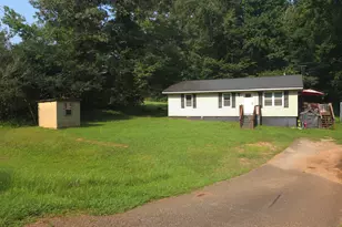 95 Chehaw Rd, Griffin, GA 30223 - Photo 1