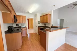 247 Meadows Dr, Senoia, GA 30276 - Photo 15