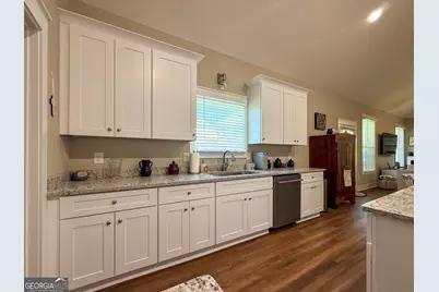 200 Campbell Street, Cleveland, GA 30528 - Photo 11