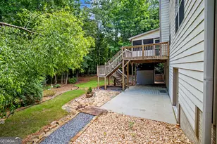 120 Meadow View Glen, Newnan, GA 30265 - Photo 85