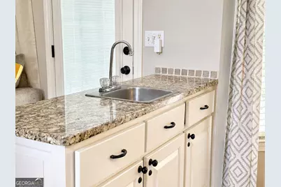 4421 Lucerne Place SW, Lilburn, GA 30047 - Photo 23