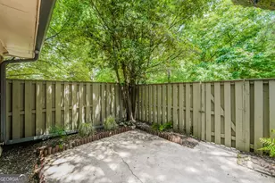 35 La Rue Pl NW, Atlanta, GA 30327 - Photo 19