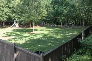1517 Grovebrook Ln, Watkinsville, GA 30677 - Photo 9