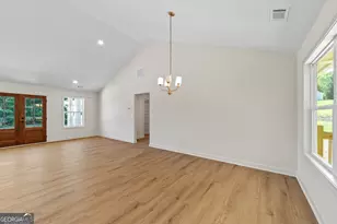 102 Buckeye Terrace, Commerce, GA 30530 - Photo 15