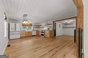 3646 Jones Mill Rd, Carrollton, GA 30116 - Photo 9