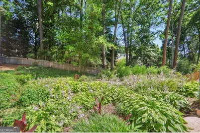 658 Timm Valley Road NE #1, Atlanta, GA 30305 - Photo 27