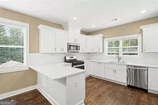 229 Little Brook Ln, Woodstock, GA 30188 - Photo 5