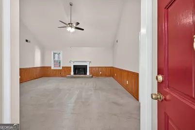 129 Springbrook Dr, Auburn, GA 30011 - Photo 3