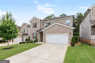 170 Glen Abbey Cir, Fairburn, GA 30213 - Photo 3