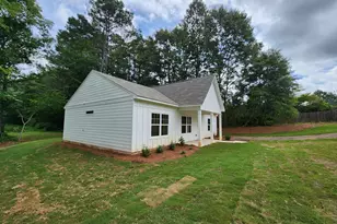 23 Harris Dr, Newnan, GA 30263 - Photo 5