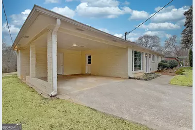183 Pine Street NE, Fairburn, GA 30213 - Photo 5