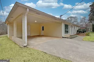 183 Pine St NE, Fairburn, GA 30213 - Photo 5