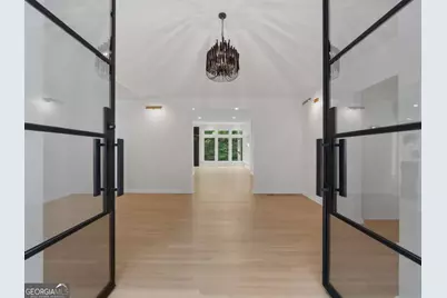 366 Blackland Road NW, Atlanta, GA 30342 - Photo 7