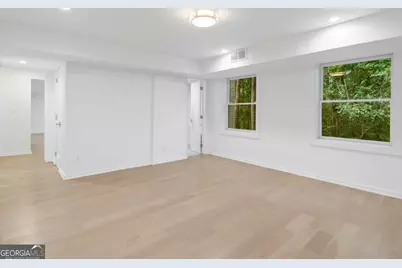 366 Blackland Road NW, Atlanta, GA 30342 - Photo 47