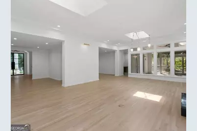 366 Blackland Road NW, Atlanta, GA 30342 - Photo 21