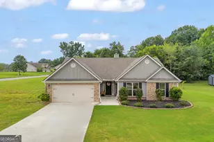 371 Skyview Ln, Winterville, GA 30683 - Photo 1