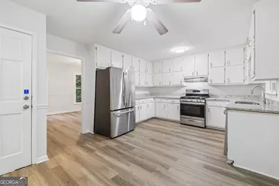 330 Benjamin Circle, Fayetteville, GA 30214 - Photo 7