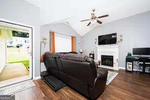 111 Margaret Way, Hogansville, GA 30230 - Photo 5