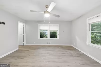 1112 Valley View Road SE, Atlanta, GA 30315 - Photo 19