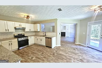 528 Lazy River Lane, Woodstock, GA 30188 - Photo 7