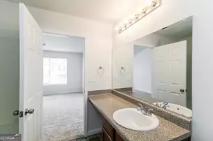 6090 Oak Bend Ct, Riverdale, GA 30296 - Photo 9