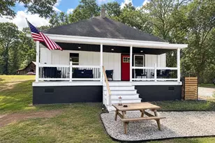 30 Church St, Carnesville, GA 30521 - Photo 1