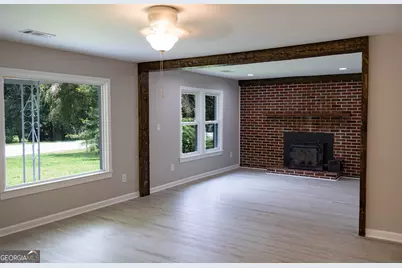 2292 Blacksnake Road, Mount Airy, GA 30563 - Photo 9