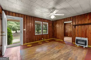 1374 Clem Lowell Rd, Carrollton, GA 30116 - Photo 5