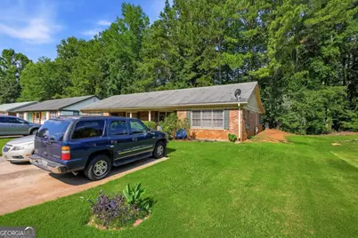 3440 Southgate Trail SE #A &amp; B, Conyers, GA 30013 - Photo 3