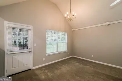 4525 Ravenwood Place, Union City, GA 30291 - Photo 5