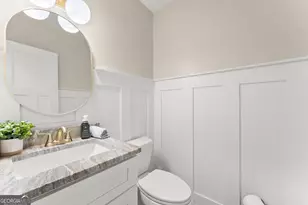 160 Main St, Clermont, GA 30527 - Photo 9